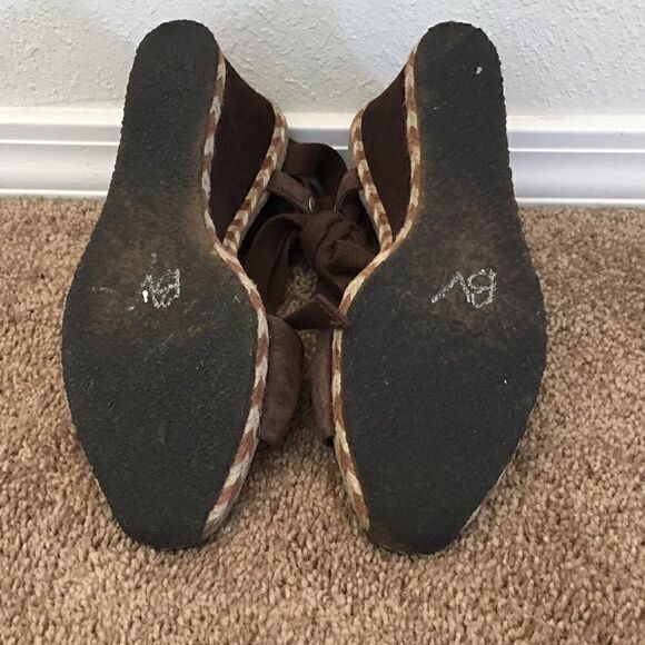 Ugg Amelie lace up wedges size 8 - Picture 5 of 6